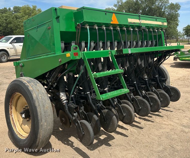 image for item NM9439 Great Plains 1005NG  no-till grain drill