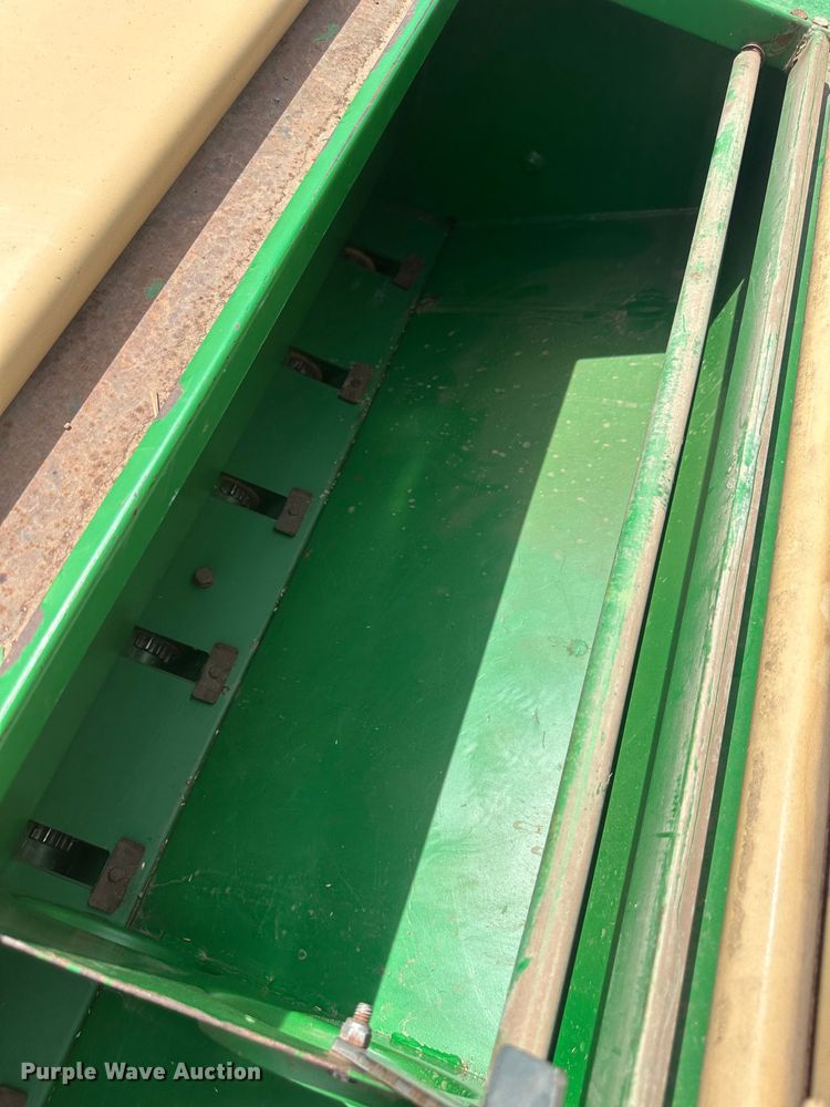 image for item NM9439 Great Plains 1005NG  no-till grain drill