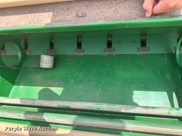 image for item NM9439 Great Plains 1005NG  no-till grain drill