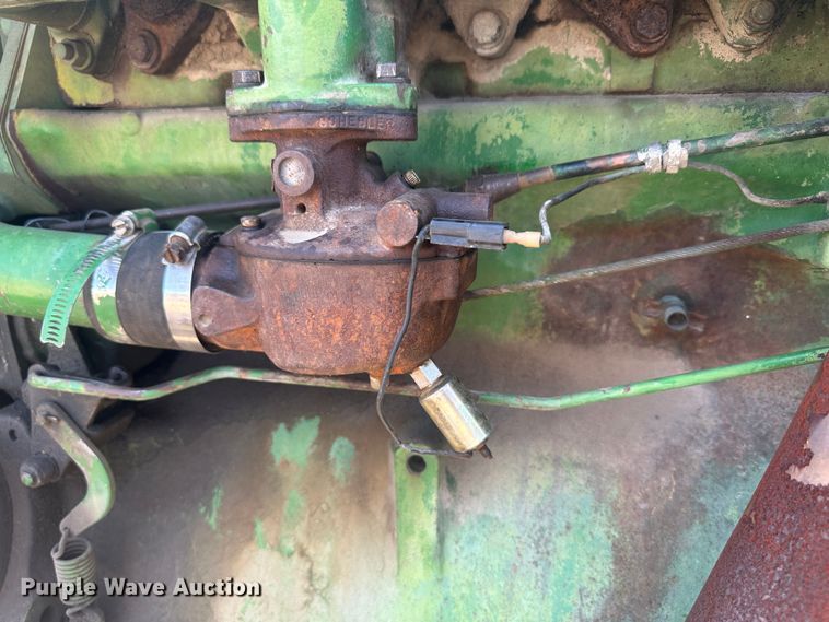 image for item NM9442 1966 John Deere 2020 tractor