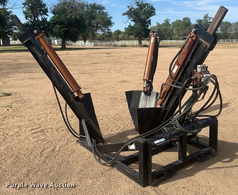 image for item NM9443 Oasis  skid steer tree spade