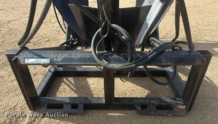 image for item NM9443 Oasis  skid steer tree spade