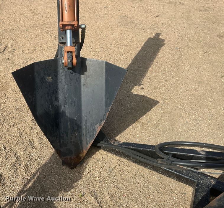 image for item NM9443 Oasis  skid steer tree spade