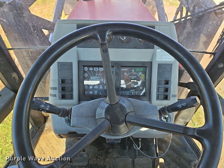 image for item NT9759 1993 AGCO 8630  MFWD tractor