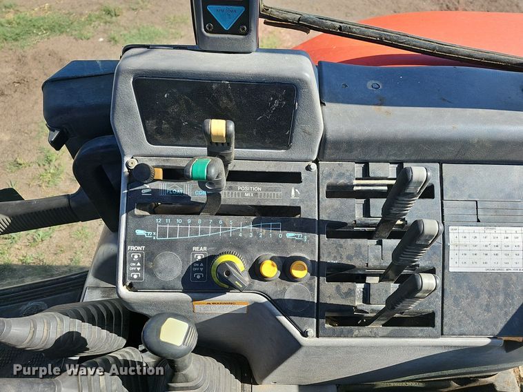 image for item NT9759 1993 AGCO 8630  MFWD tractor