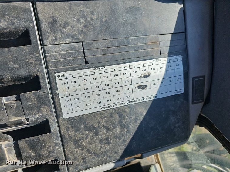 image for item NT9759 1993 AGCO 8630  MFWD tractor