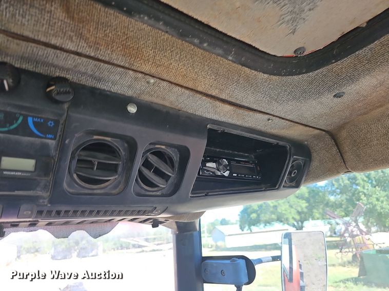 image for item NT9759 1993 AGCO 8630  MFWD tractor