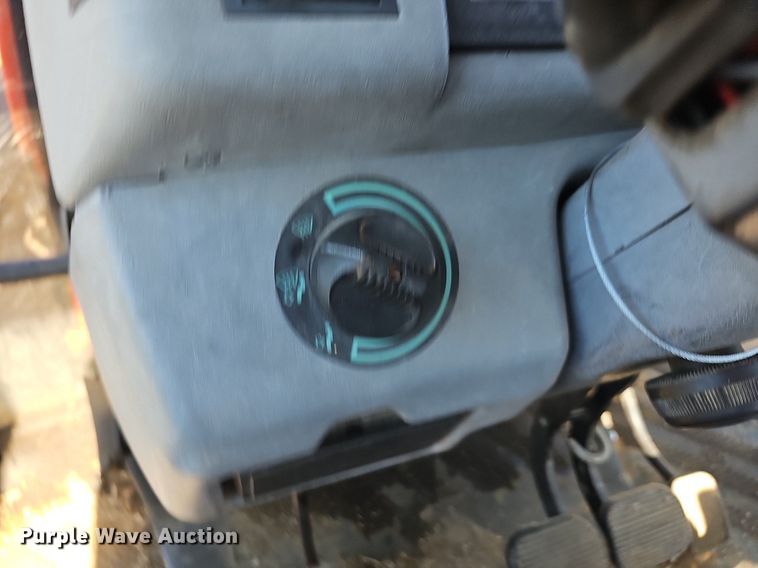 image for item NT9759 1993 AGCO 8630  MFWD tractor