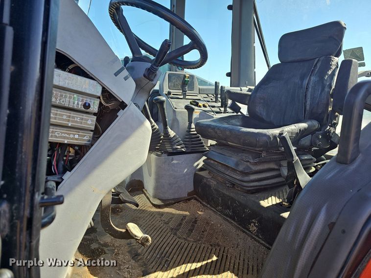 image for item NT9759 1993 AGCO 8630  MFWD tractor