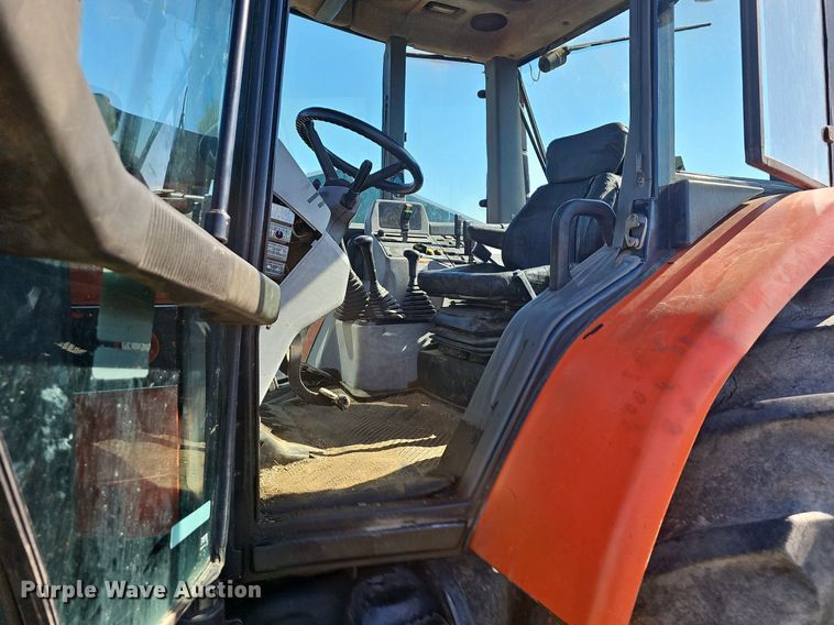 image for item NT9759 1993 AGCO 8630  MFWD tractor