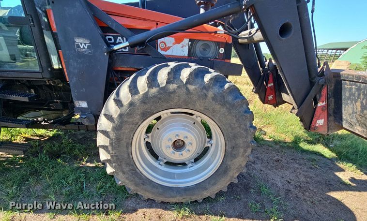 image for item NT9759 1993 AGCO 8630  MFWD tractor