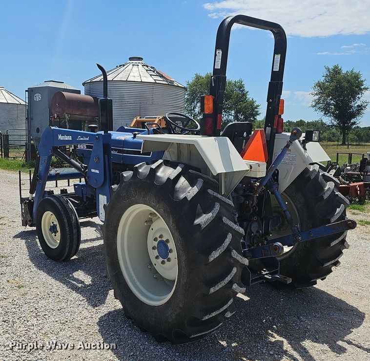 image for item NT9761 Montana 665  tractor