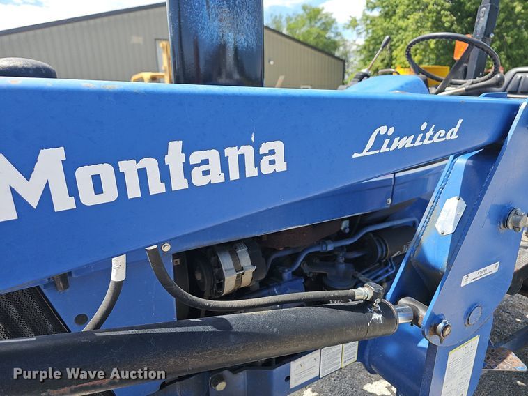 image for item NT9761 Montana 665  tractor