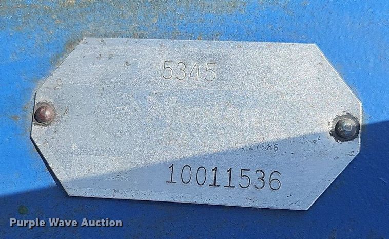 image for item NT9761 Montana 665  tractor