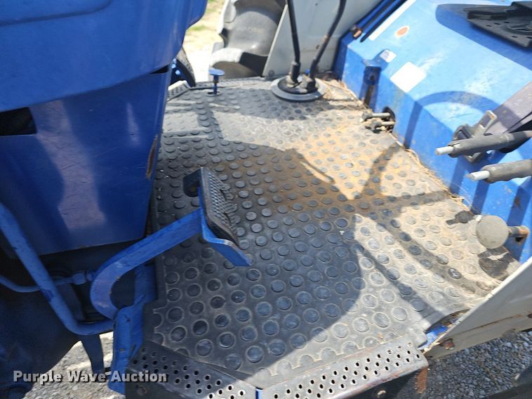 image for item NT9761 Montana 665  tractor