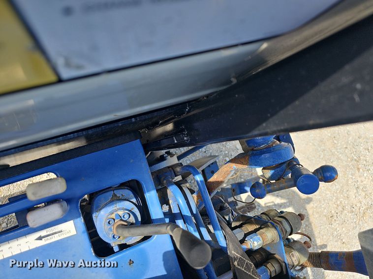 image for item NT9761 Montana 665  tractor