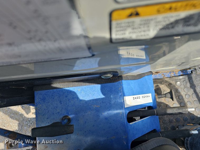 image for item NT9761 Montana 665  tractor