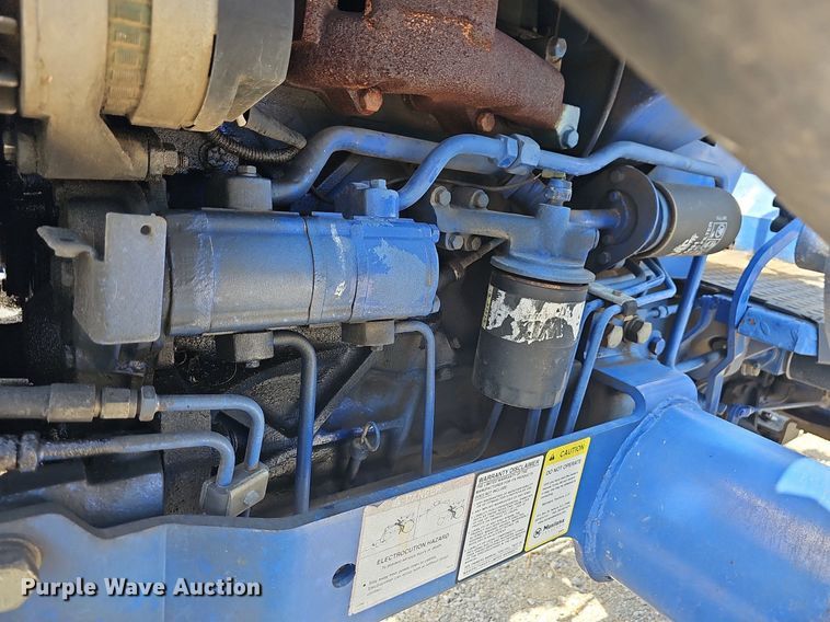 image for item NT9761 Montana 665  tractor