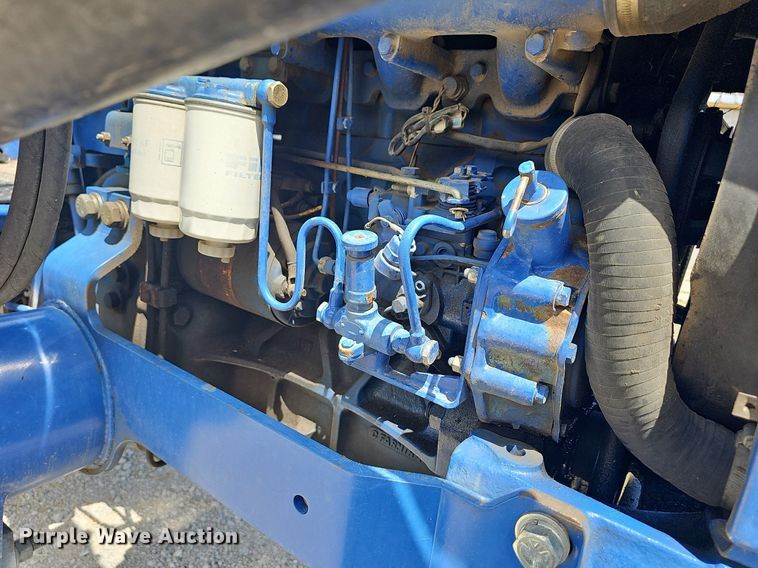 image for item NT9761 Montana 665  tractor