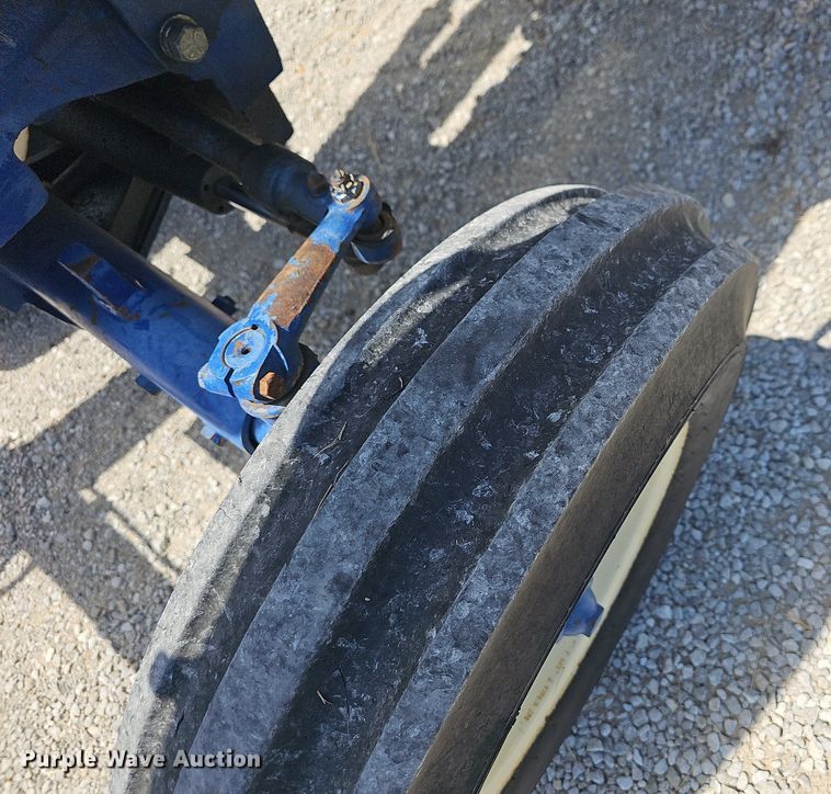 image for item NT9761 Montana 665  tractor