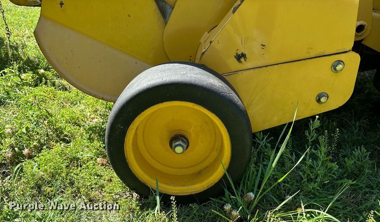 image for item OC9094 2013 Vermeer 604 Super M  round baler