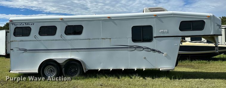 image for item OC9099 2002 Trails West  horse trailer
