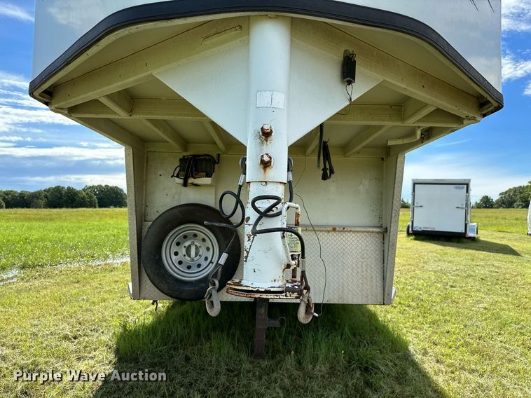 image for item OC9099 2002 Trails West  horse trailer