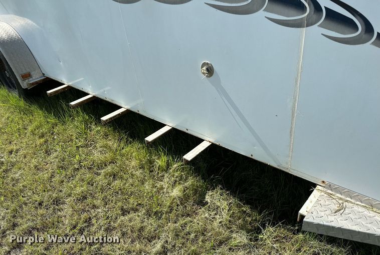 image for item OC9099 2002 Trails West  horse trailer