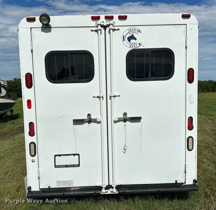 image for item OC9099 2002 Trails West  horse trailer