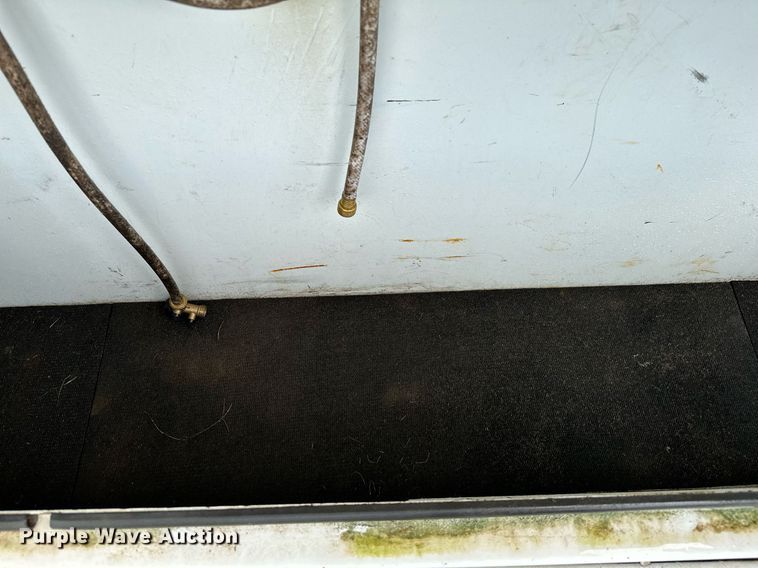 image for item OC9099 2002 Trails West  horse trailer