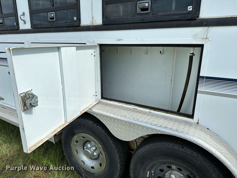 image for item OC9099 2002 Trails West  horse trailer