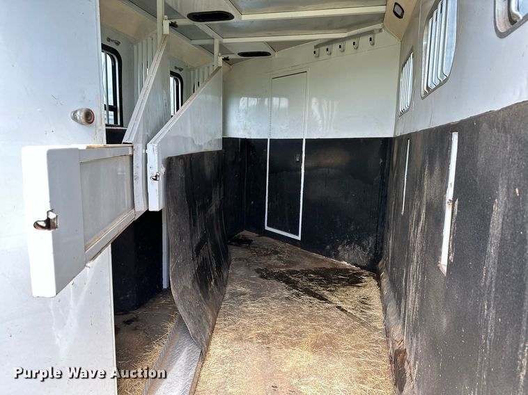 image for item OC9099 2002 Trails West  horse trailer