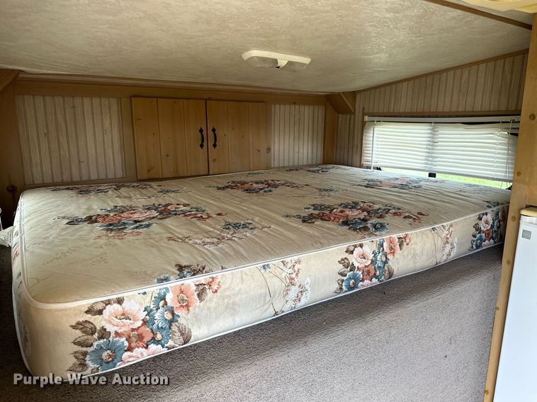 image for item OC9099 2002 Trails West  horse trailer