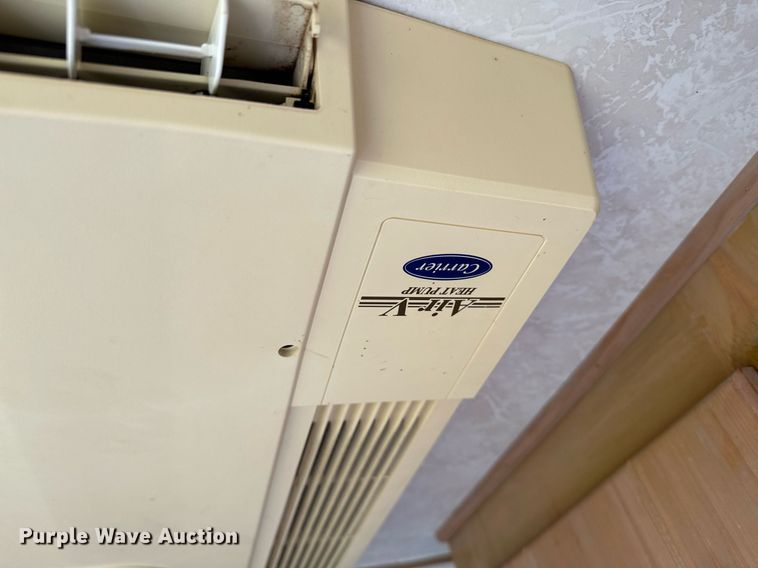 image for item OC9099 2002 Trails West  horse trailer