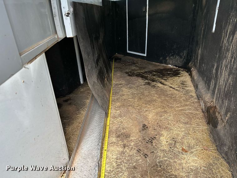 image for item OC9099 2002 Trails West  horse trailer