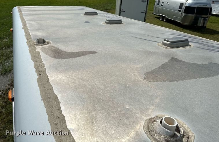 image for item OC9099 2002 Trails West  horse trailer