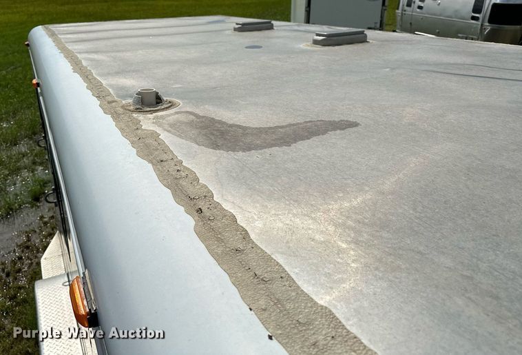 image for item OC9099 2002 Trails West  horse trailer