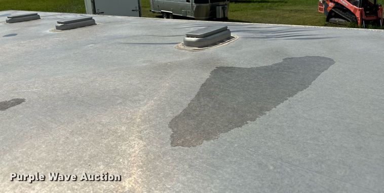 image for item OC9099 2002 Trails West  horse trailer