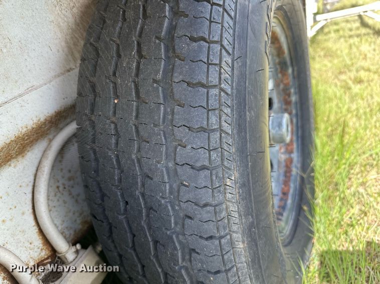 image for item OC9099 2002 Trails West  horse trailer