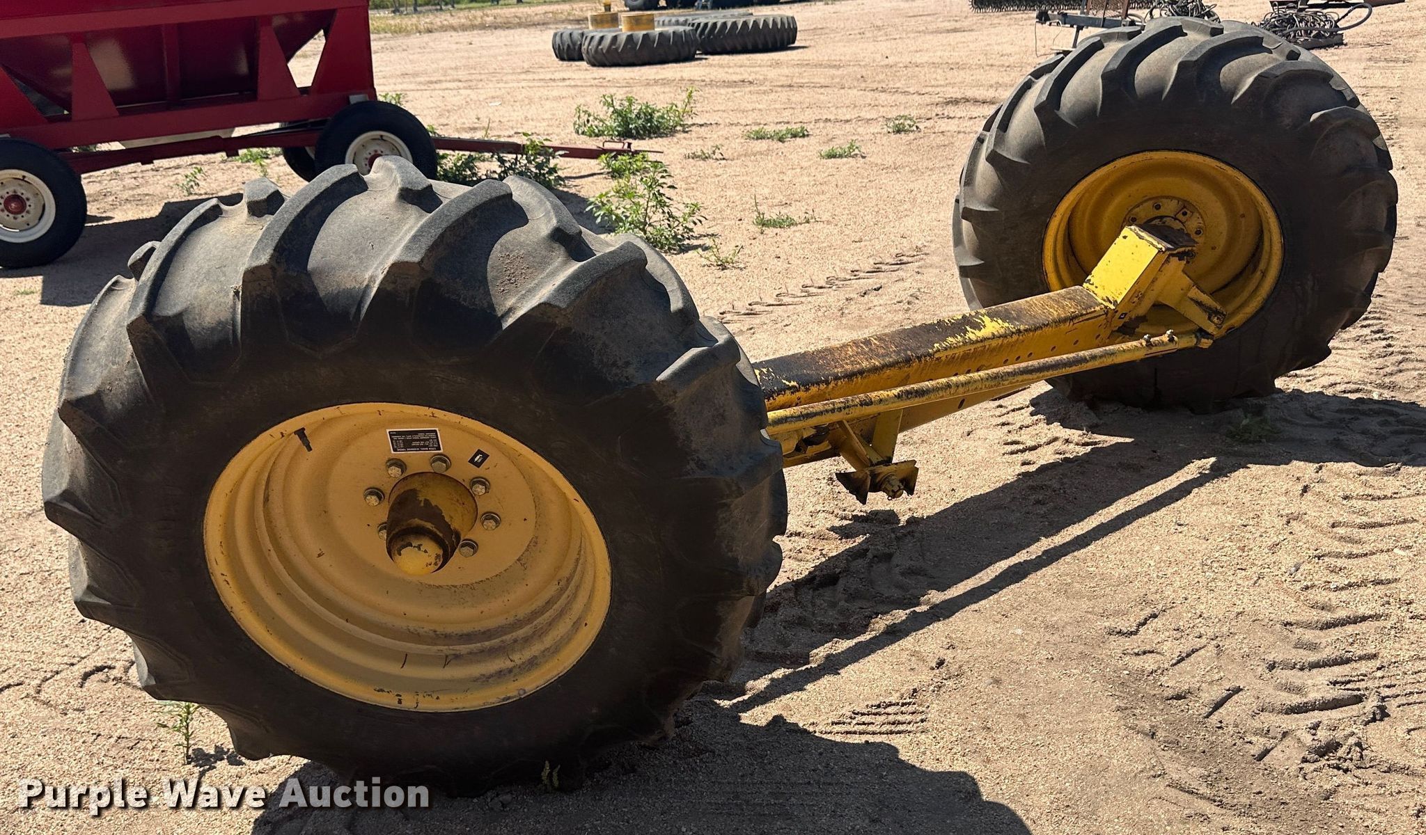 Combine rear axle in Kinsley, KS | Item NM9402 sold | Purple Wave