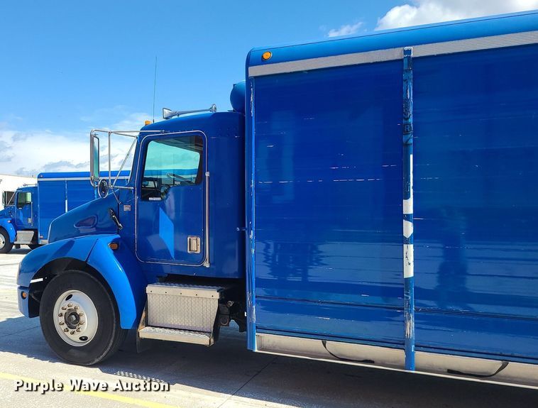 image for item BR9791 2001 Kenworth T300  delivery truck