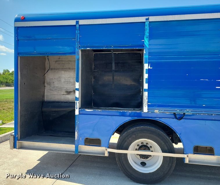 image for item BR9791 2001 Kenworth T300  delivery truck