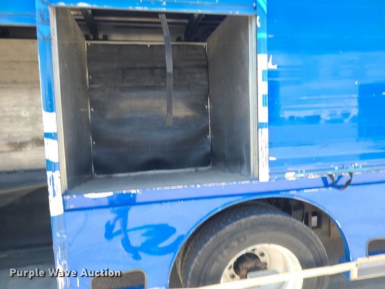 image for item BR9791 2001 Kenworth T300  delivery truck