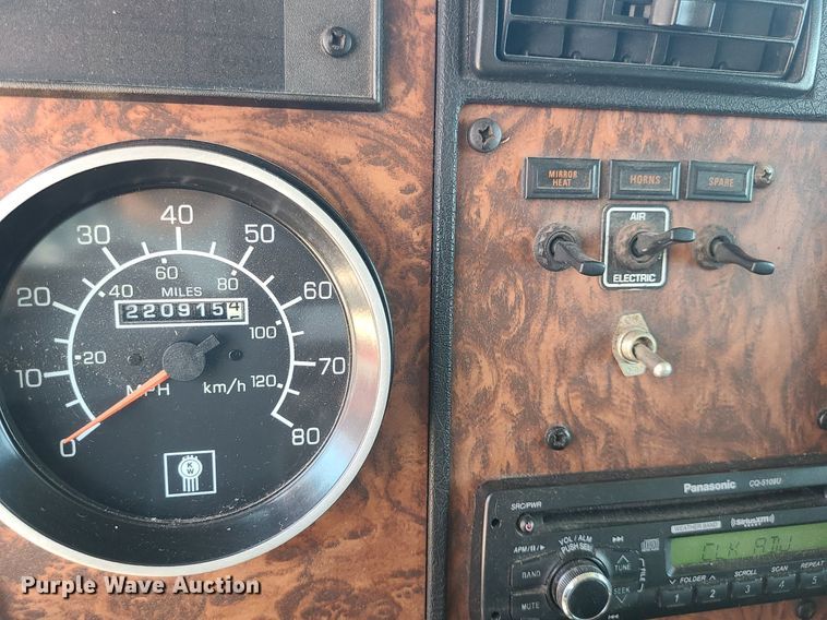 image for item BR9791 2001 Kenworth T300  delivery truck