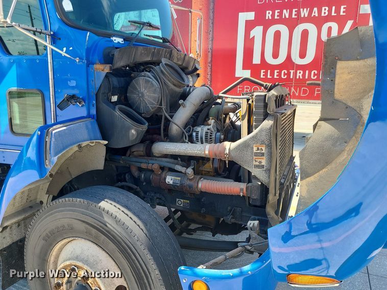 image for item BR9791 2001 Kenworth T300  delivery truck