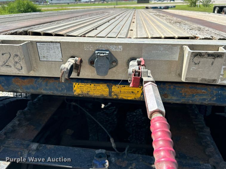 image for item DI7853 2002 Utility Trailers  flatbed trailer