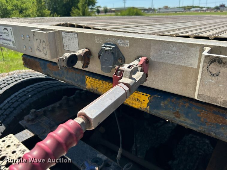 image for item DI7853 2002 Utility Trailers  flatbed trailer