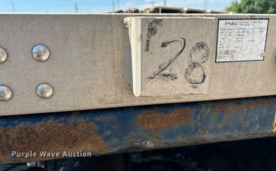 image for item DI7853 2002 Utility Trailers  flatbed trailer