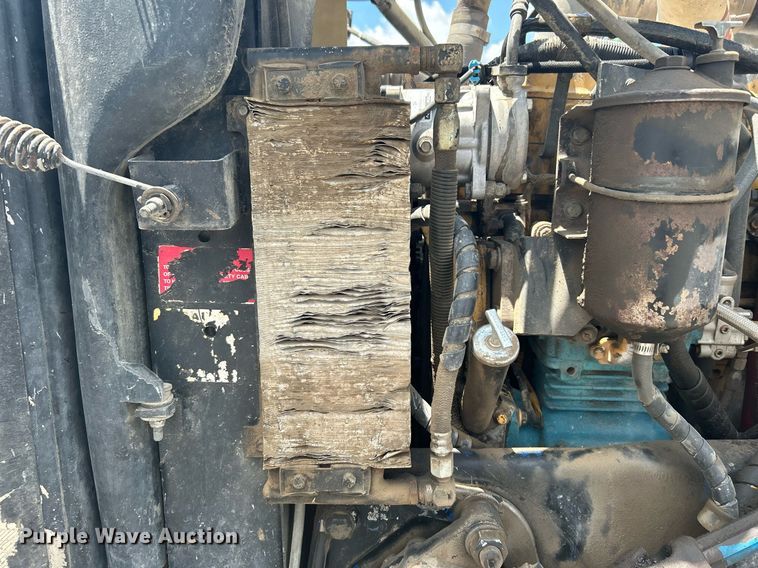 image for item DI7891 2000 Peterbilt 378  semi truck