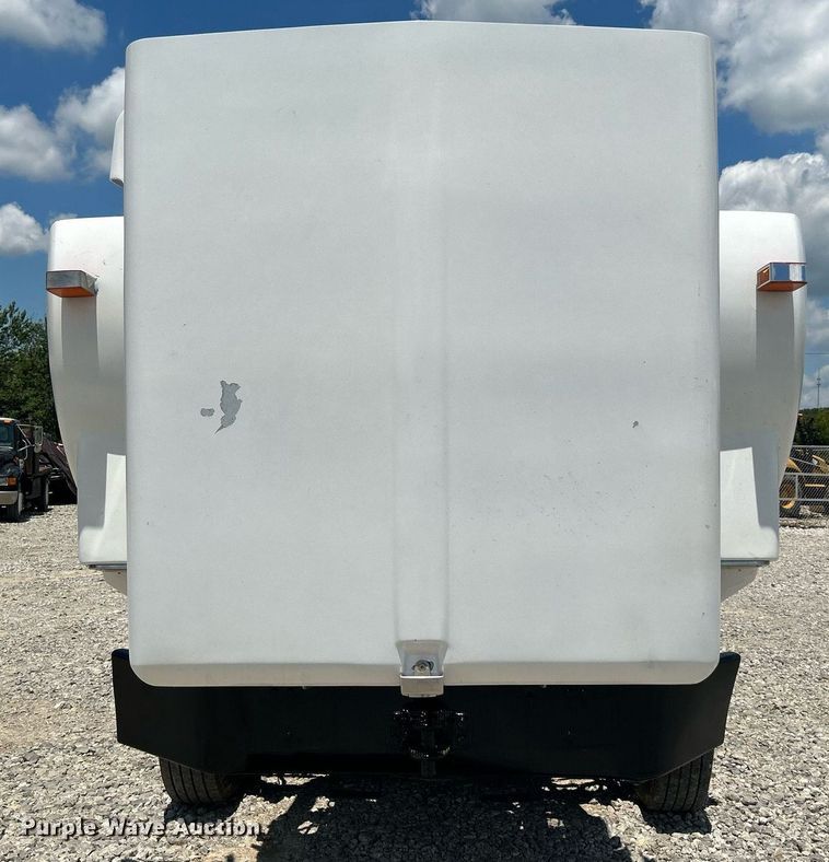 image for item DI7892 1999 Kenworth T800  semi truck